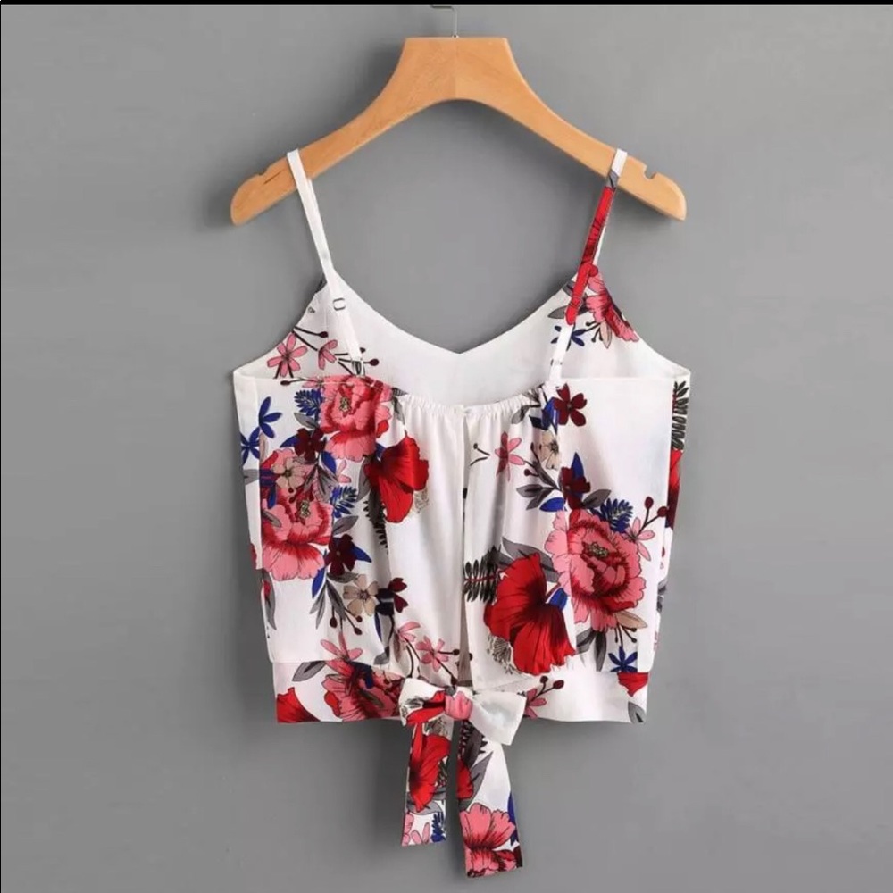 Floral Crop Top - Picture 2 of 2